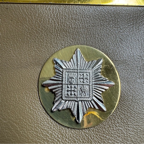 Vintage Roger Van S. Elegant Brown Leather Clutch with Gold Chain - Picture 9 of 10